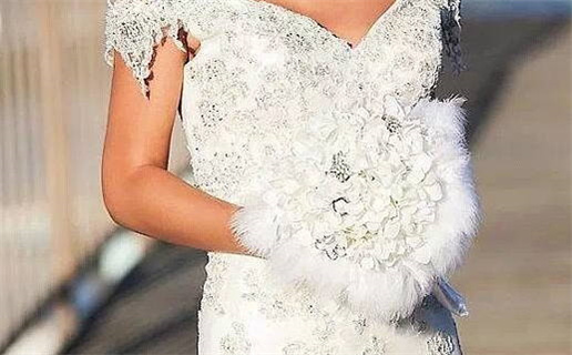 农历二〇二五年腊月十五黄历不适宜办证吗,领证好日子查询