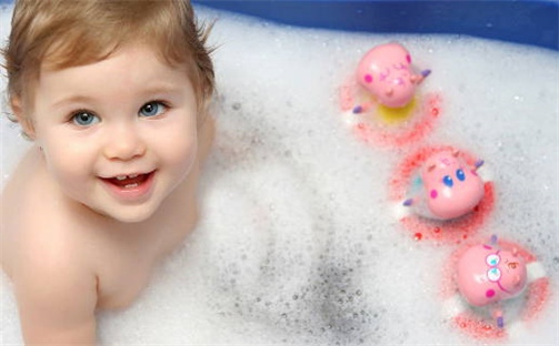 李姓女宝名字五行分析及推荐，5个阳光活泼名字详解