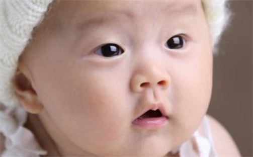 周姓温柔甜美的女宝名字